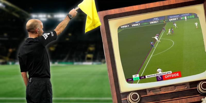 Việt Vị Trong Bóng Đá Là Gì? Hiểu Luật, Bẫy Chiến Thuật 2 Việt Vị Trong Bóng Đá Là Gì?